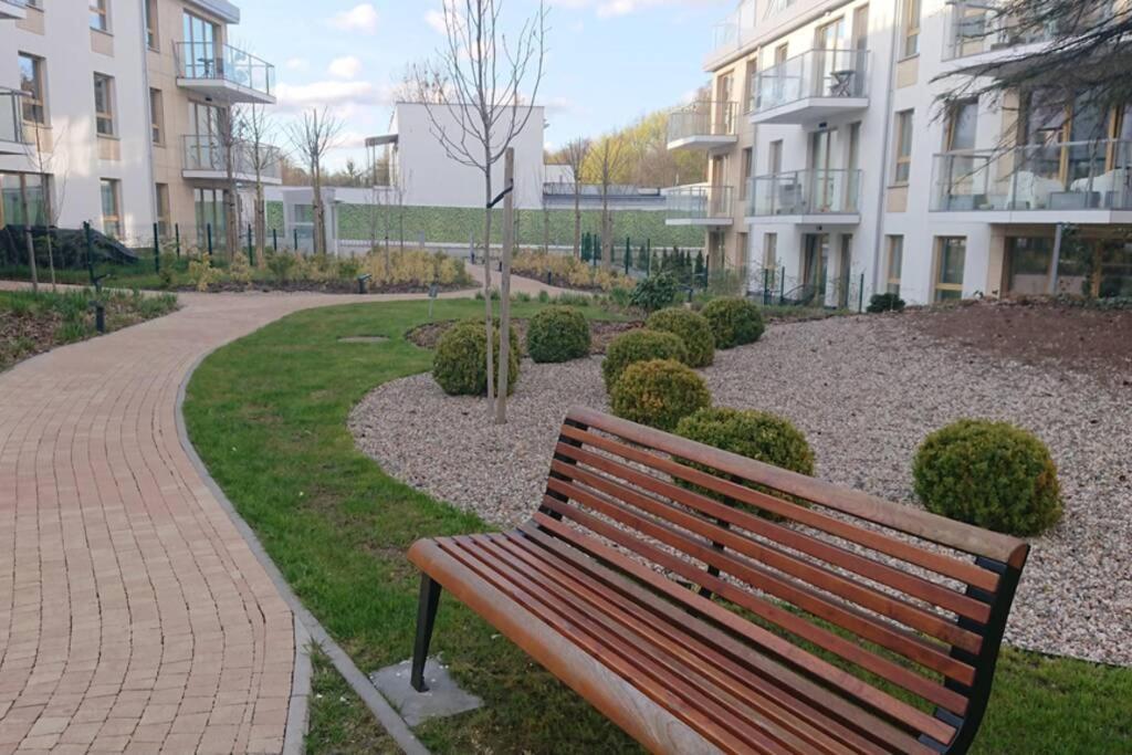 Kawalerka Z Miejscem Parkingowym W Hali Garazowej Apartment โซพอต ภายนอก รูปภาพ